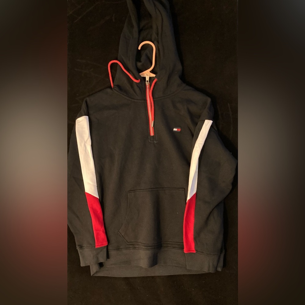 Tommy Hilfiger classic style hoodie men’s